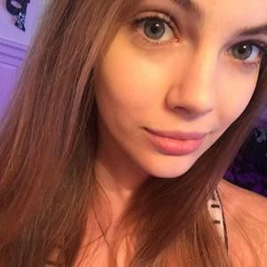 Meet your Posher, Skylar